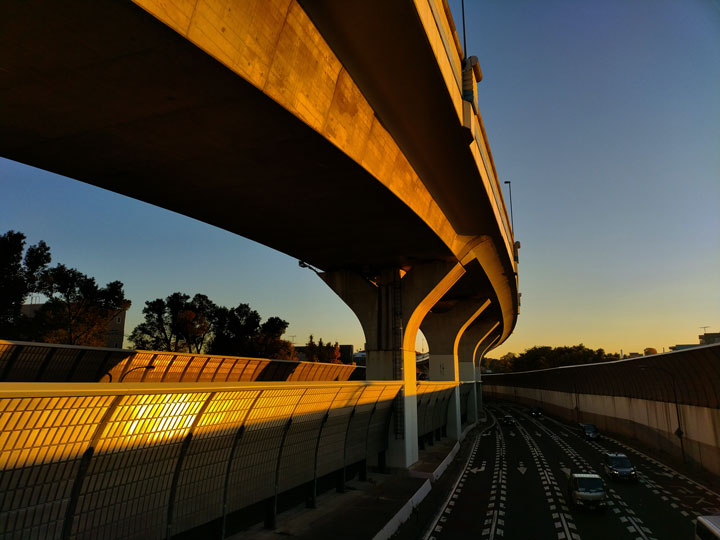 �r���ɕ���